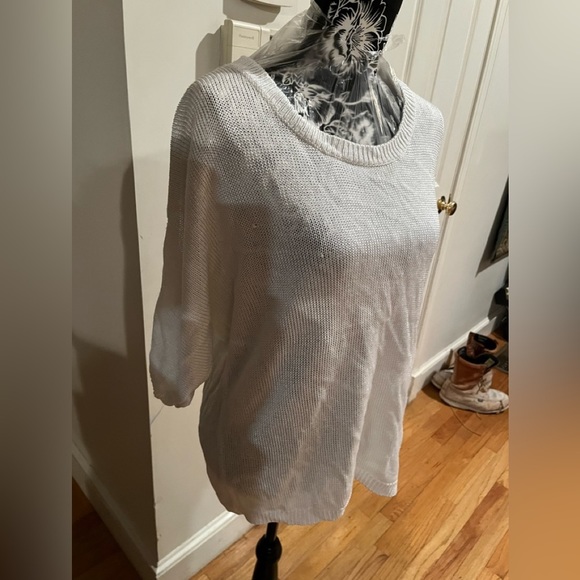 Dolce Cabo size XL Lightweight white crew neck 3/4 sleeve open back sweater - Picture 7 of 12